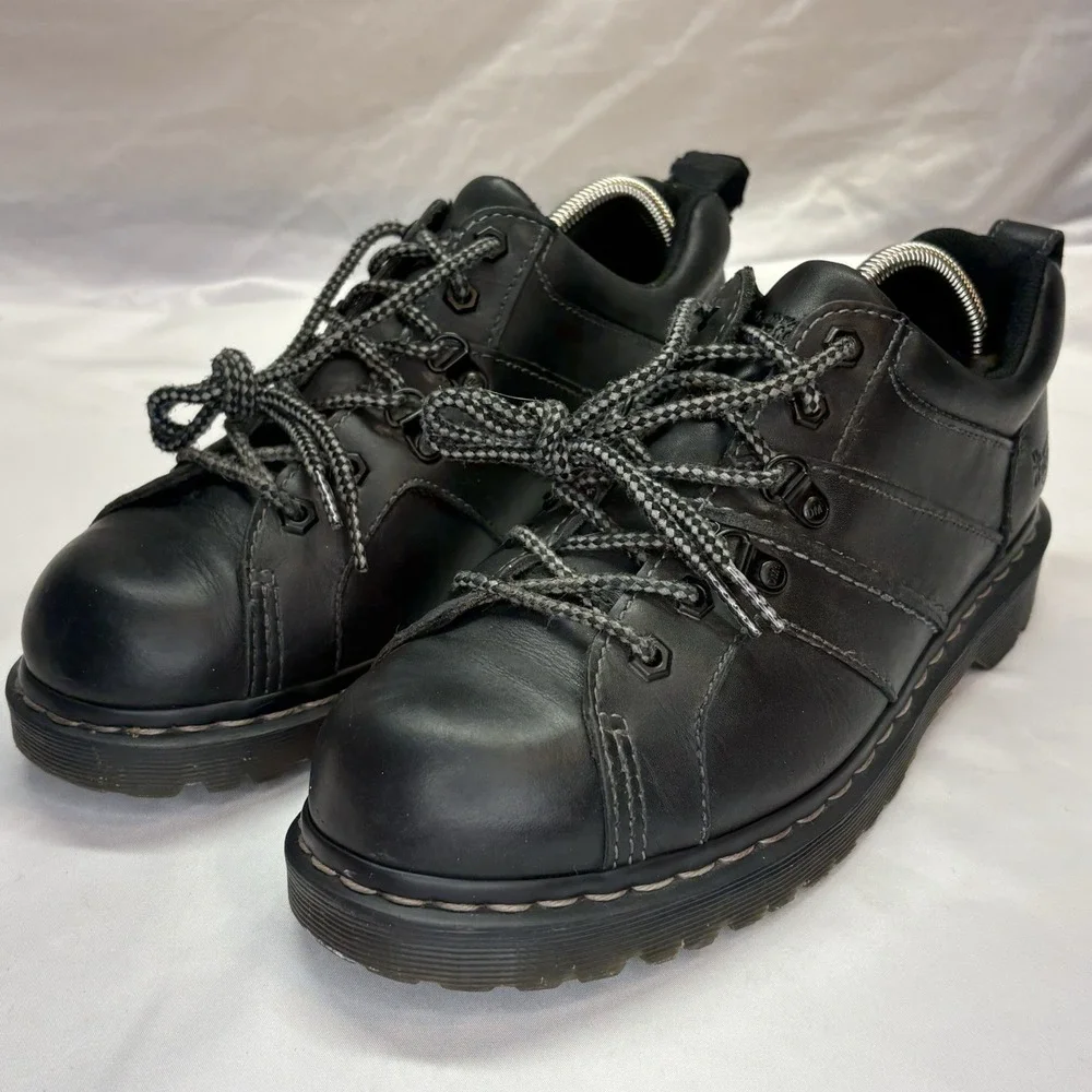 Dr. Martens excellent preowned